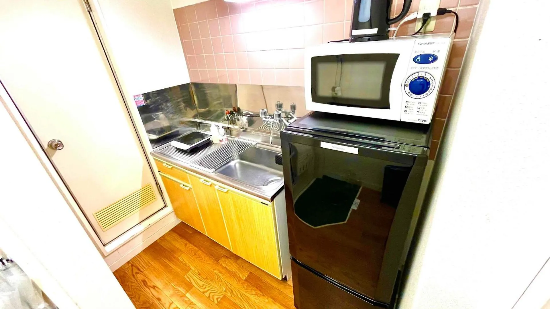 Apartment 池袋まで電車で２分！高田馬場駅徒歩１５分！無料wi-Fi有！副都心線で新宿、渋谷、原宿まで一本！ Tokyo